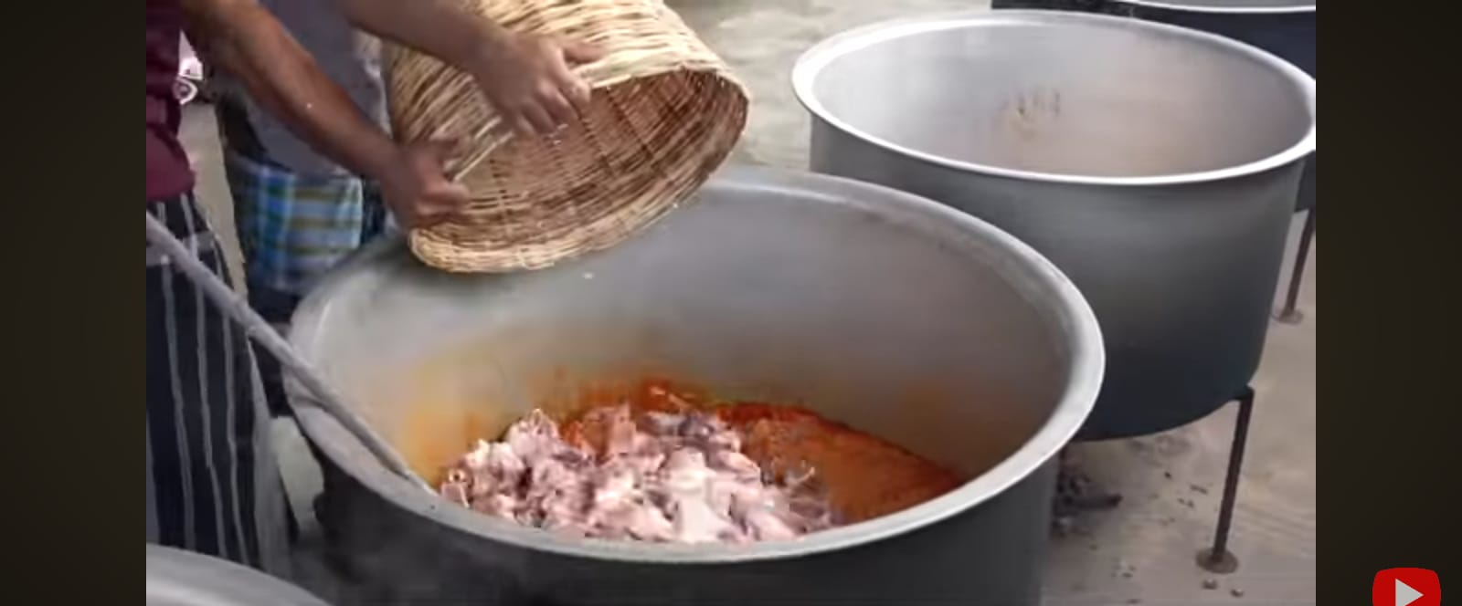 Freshly served Chicken Biryani platter
