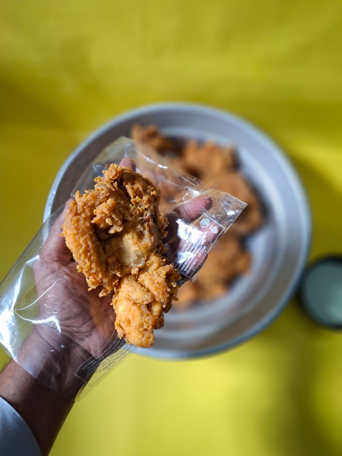 Golden crispy Fried Chicken drumsticks