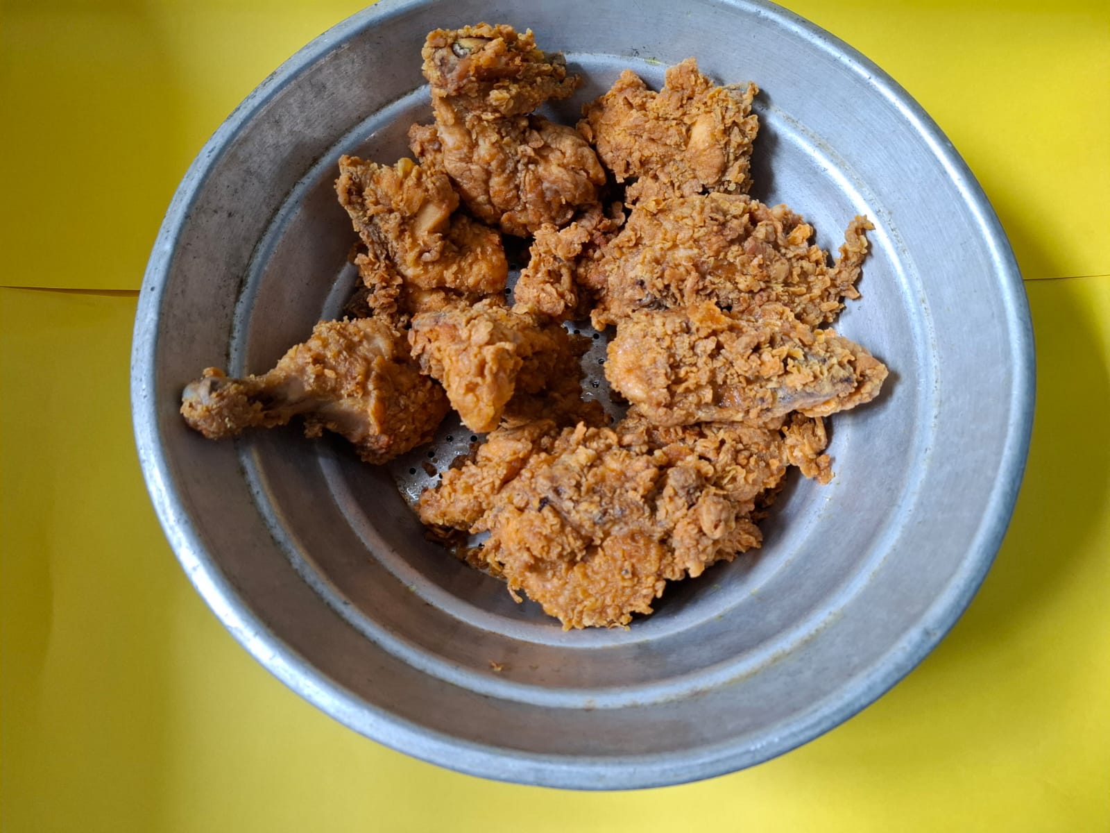 Hot and crispy Fried Chicken wings